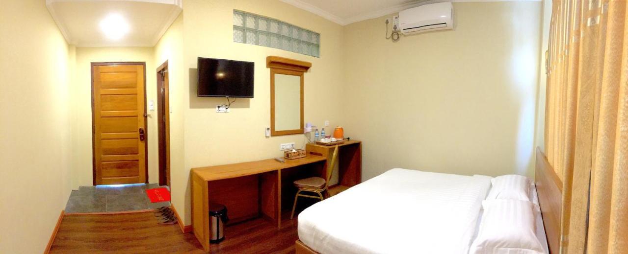 Inle Strand Hotel Nyaung Shwe Dış mekan fotoğraf