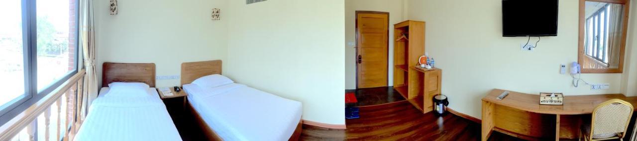 Inle Strand Hotel Nyaung Shwe Dış mekan fotoğraf