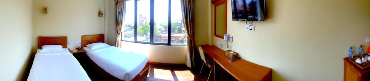 Inle Strand Hotel Nyaung Shwe Dış mekan fotoğraf