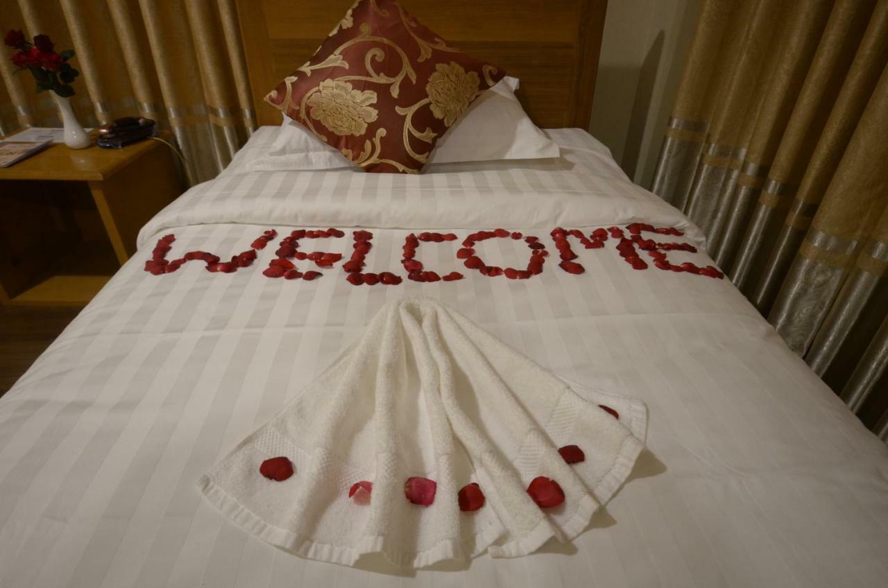 Inle Strand Hotel Nyaung Shwe Dış mekan fotoğraf